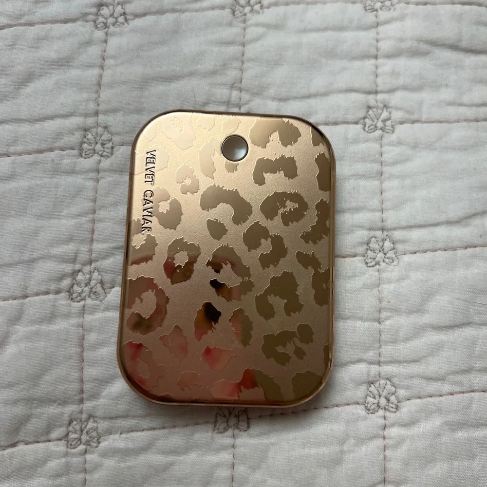 Velvet Caviar Rose Gold Leopard Magnetic Wireless Power Pack 5000mAh VC-PB02